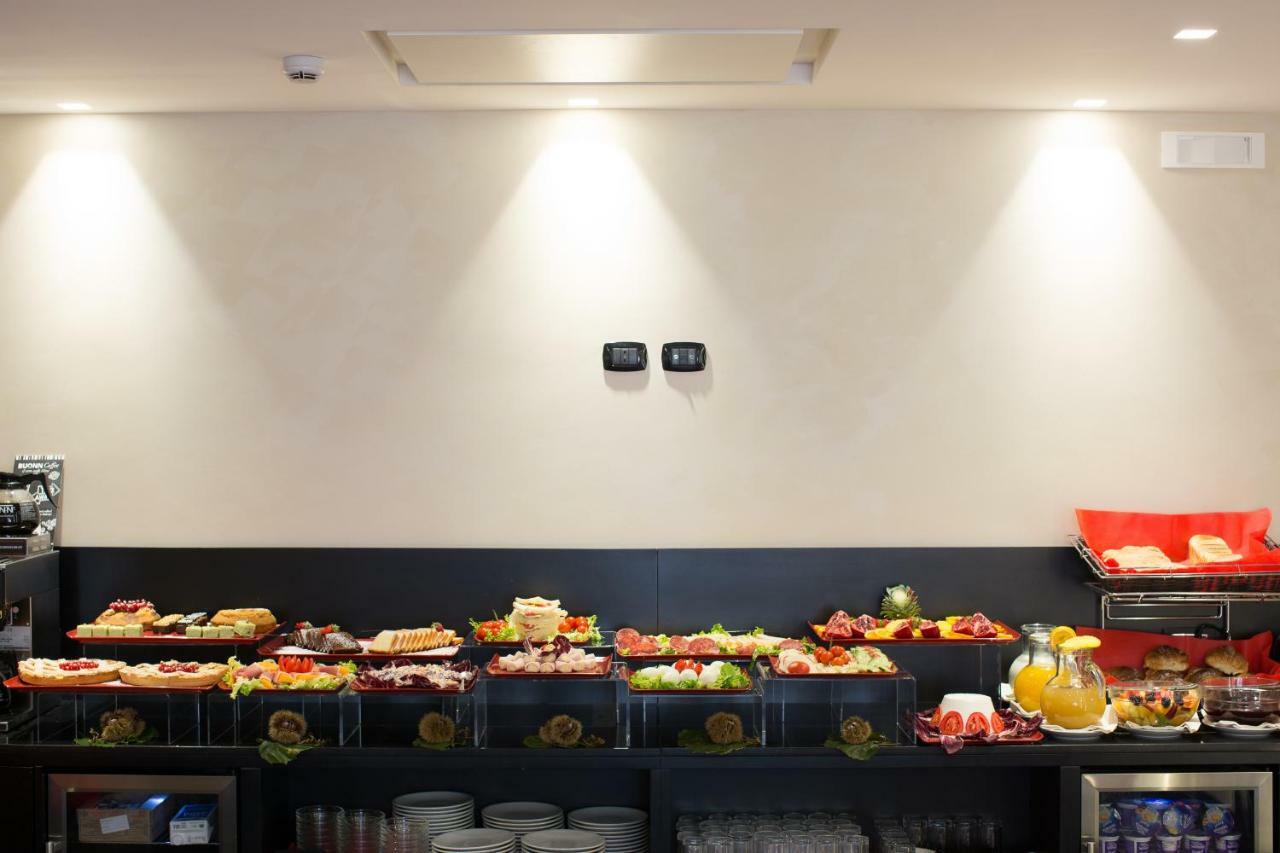 Floris Hotel — Foto 2